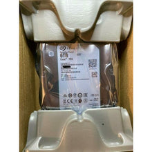 Cargar imagen en el visor de la galería, Disco Seagate Exos 7E8 6TB 7200 RPM SATA 6GB/s 512e 256MB 3.5" HDD ST6000NM0115 - MFerraz Tecnologia