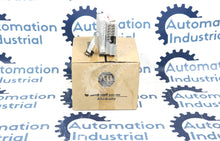 Cargar imagen en el visor de la galería, 1762-IF4 By Allen Bradley 4-Point Bulletin 1762 MicroLogix Expansion I/O Module
