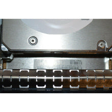 Carregar imagem no visualizador da galeria, Dell GY581 73GB 15K 3.5&quot; LFF SAS 3Gbps Hard Drive w/ Tray ST373455SS 9Z3066-054 102646335383-FoxTI
