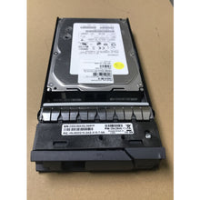 Cargar imagen en el visor de la galería, NetApp X412A-R5 600GB 15K SAS 46X0884 46X0886 108-00227 SP-412A-R5 0942846-11 - (561) 808-9569
