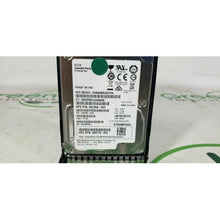 Carregar imagem no visualizador da galeria, HPE 868774-002 867254-003 900GB 2.5&quot; SFF Hot Swap 15K SAS 12Gbps HDD w/ HP Tray - MFerraz Tecnologia
