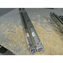 Load image into Gallery viewer, Trilhos IBM 00KF360 &amp; 00KF361 or 00KG975 &amp; 00KG976 X3650 M5 RAIL SET - MFerraz Tecnologia
